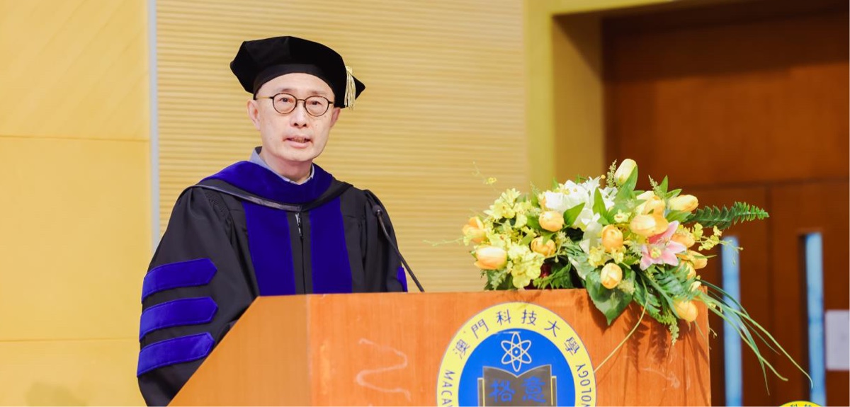计算机科学与工程学院院长于毕业典礼致辞